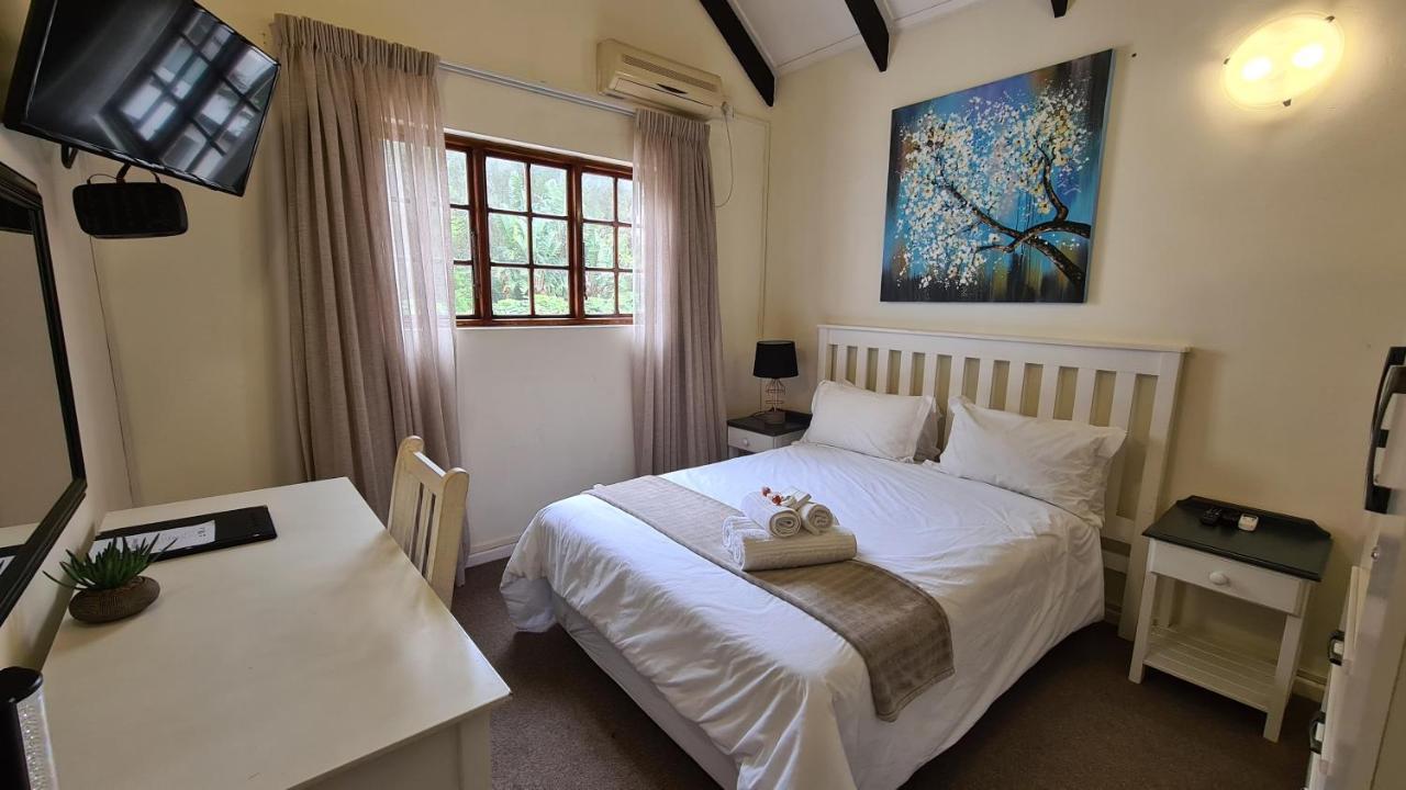 Hathaway Guest House East London Ngoại thất bức ảnh